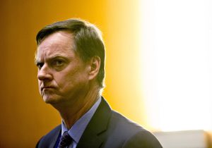 Charles Evans meminta sejawatnya menunggu hingga tengah tahun sebelum menaikkan suku bunga kembali