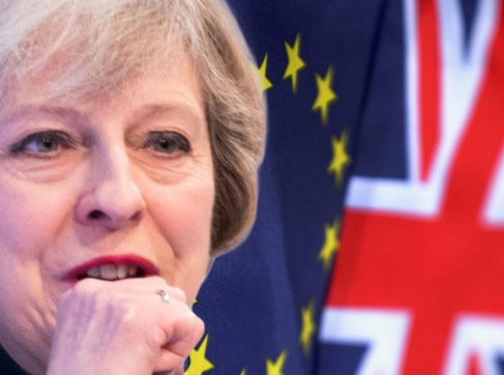 Theresa May, sukses membuat uni eropa dalam perundingan brexit