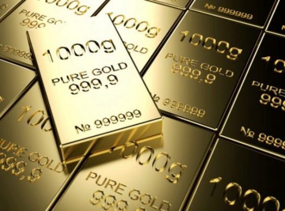 Harga emas terkoreksi oleh penguatan Dolar AS dan kenaikan bunga Obligasi AS. (Lukman Hqeem)