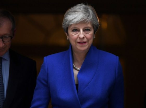 Kemenangan Theresa May di Kabinet dalam usulan perjanjian Brexit