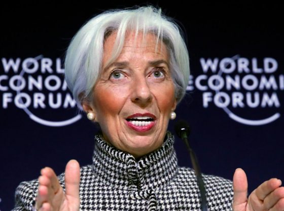 Direktur International Monetary Fund (IMF) Christine Lagarde di ajang World Economic Forum (WEF), Davos, Switzerland, pada Senin (21/01). (REUTERS/Arnd Wiegmann)